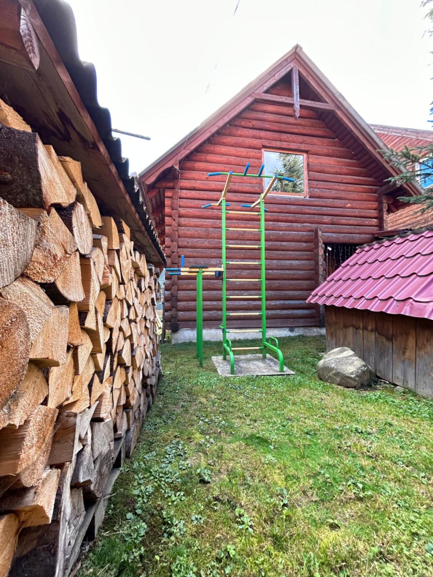 Guest House Kaspiy Μπούκοβελ Εξωτερικό φωτογραφία