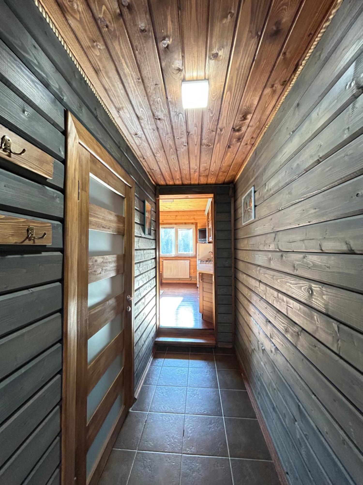 Guest House Kaspiy Μπούκοβελ Εξωτερικό φωτογραφία